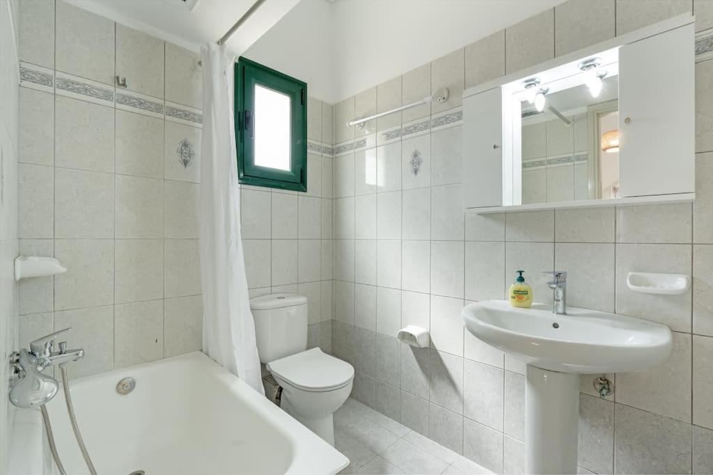 Spiros House Apartment Свороната Екстериор снимка
