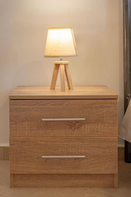 Spiros House Apartment Свороната Екстериор снимка