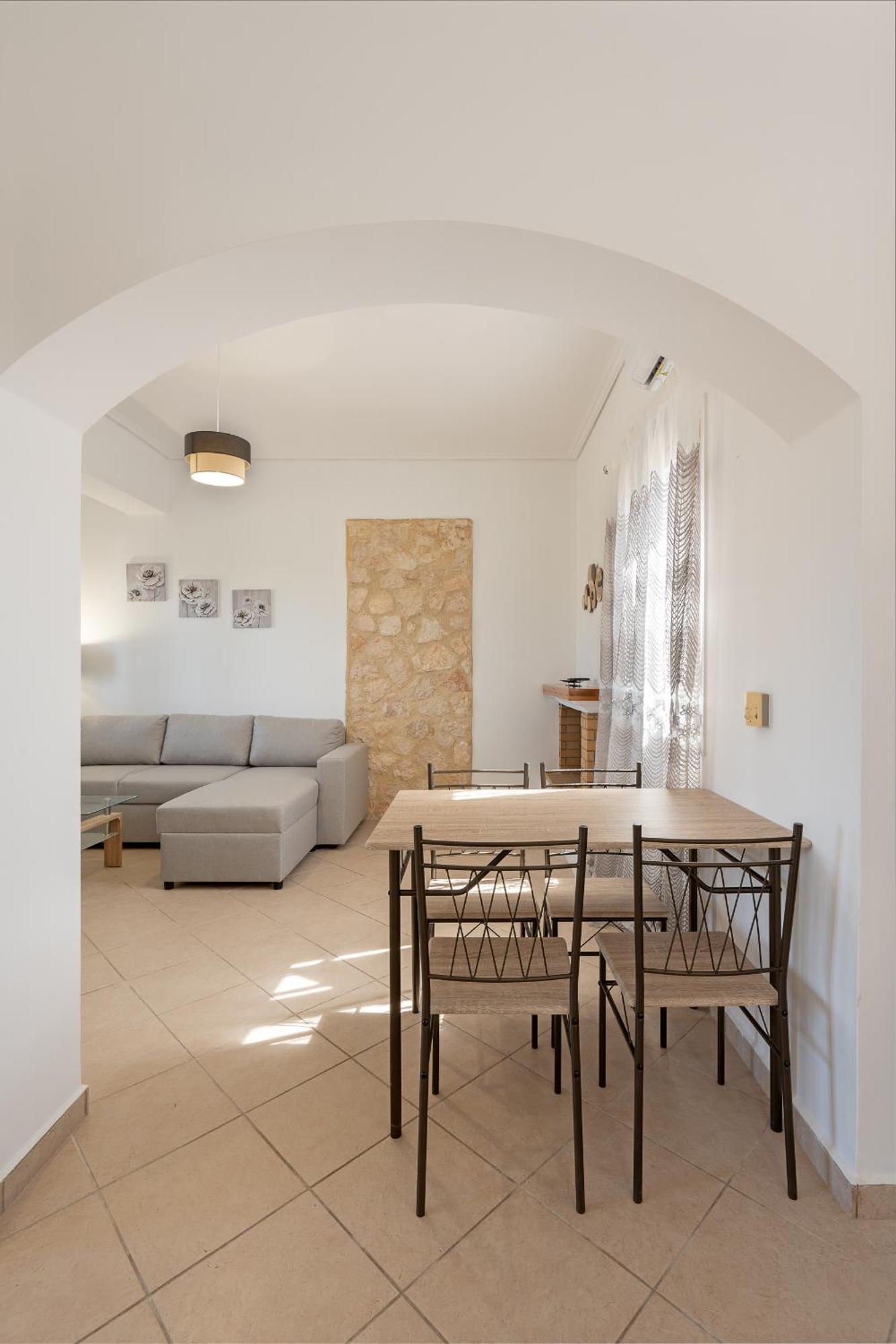 Spiros House Apartment Свороната Екстериор снимка