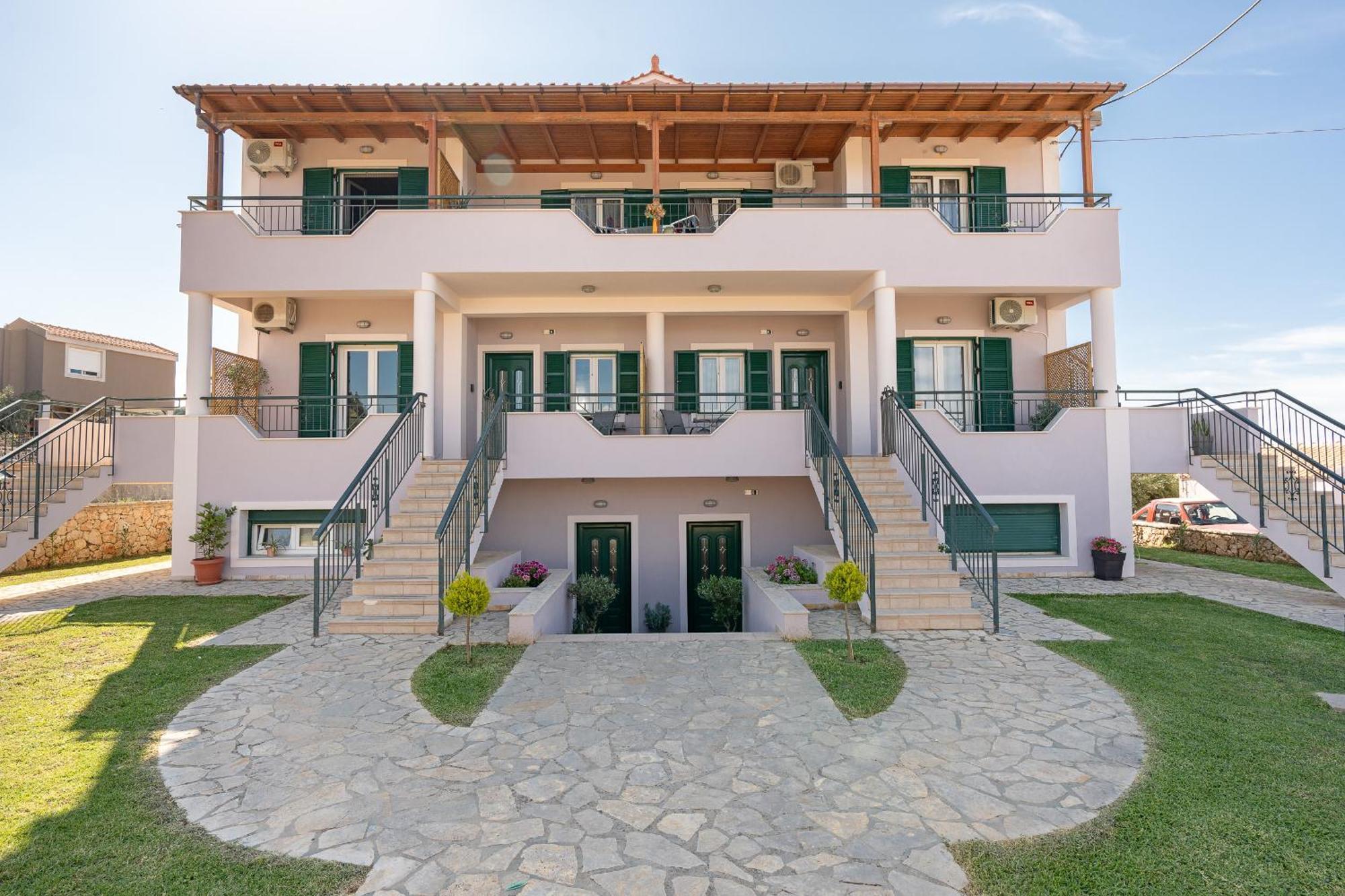 Spiros House Apartment Свороната Екстериор снимка